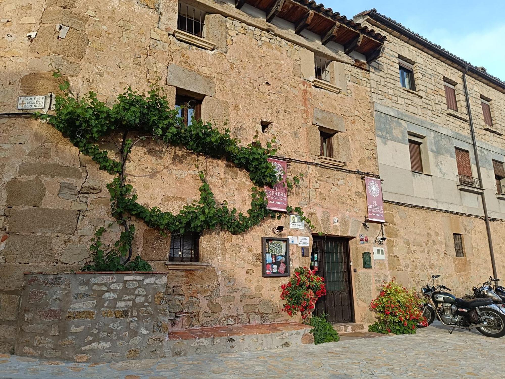 Hotel Rural El Arrabal Сигуэнса Экстерьер фото
